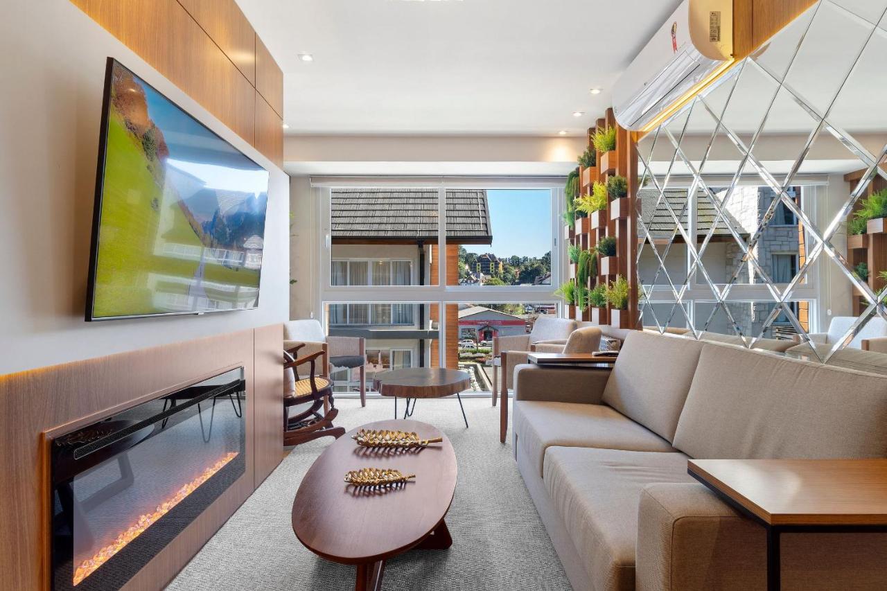 Vita Boulevard Luxo 2 Suites By Achei Gramado Bagian luar foto
